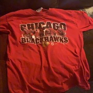 Men’s large Chicago Blackhawk tee